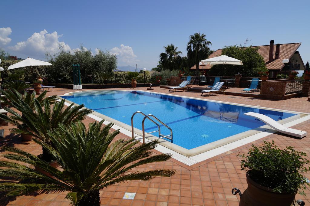 Villa Esclusiva Con Piscina Privata E Vista Etna Дзаферана Етнеа Екстериор снимка